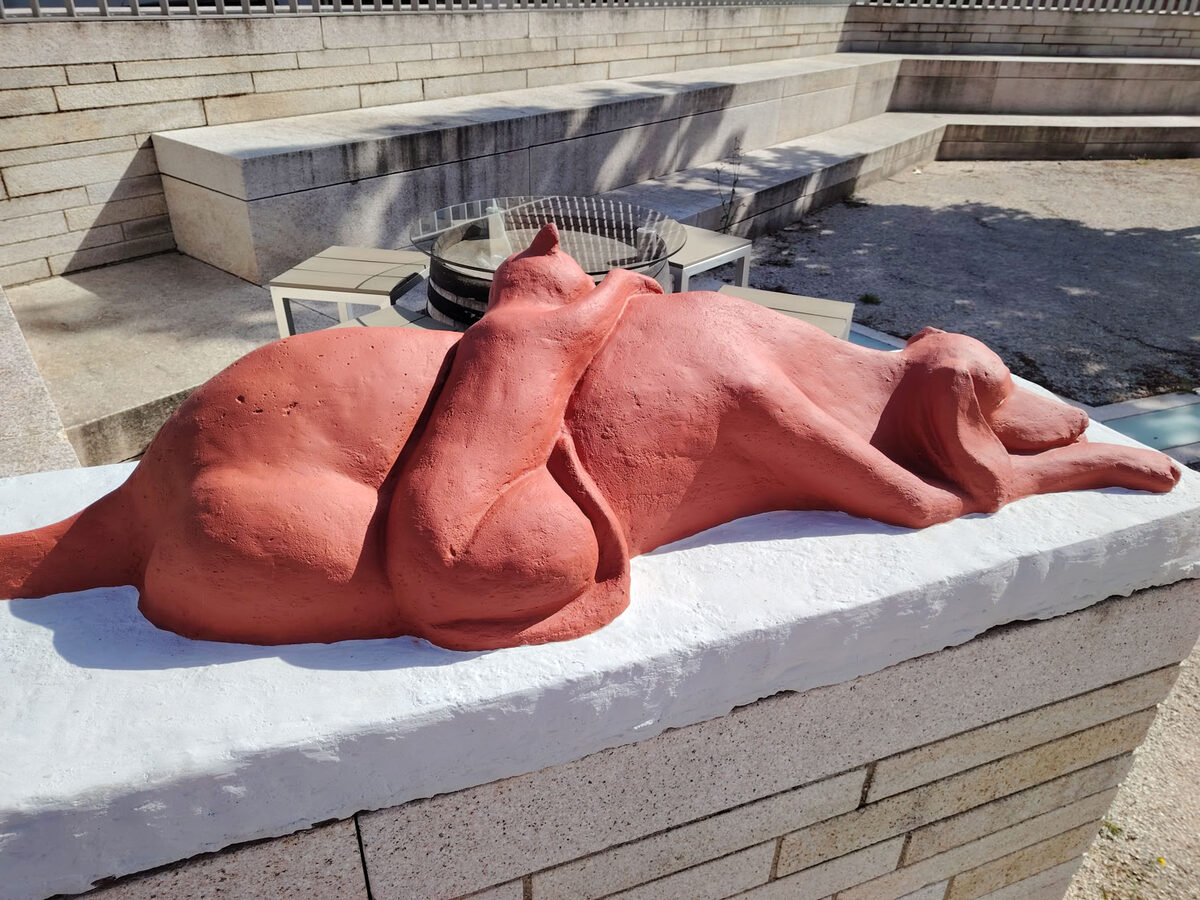 Renovierung der Steinskulptur